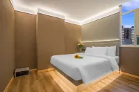 Lemon Shadowplay Hotel (Kunming Railway Station and Hedianying Subway Station) - سبا