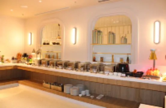 Regency Luxury Suites formerly known as Royal Regency Suites Marina