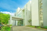 DREAM INN Aeropolis By Reccoma Hoteller i Karang Sari