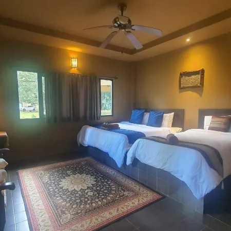 Melina's Beachfront Bungalows and Villa