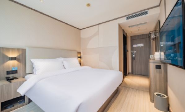 HanTing Hotel (Chengdu Chunxi Road Pedestrian Street)