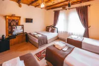 Turbel Cave House - balcón
