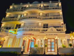 Ali Grand Hotel