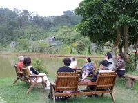 Lat Valley Retreat Village 鄰近Cu Lan村的酒店