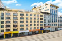 3 Good Chain Hotels (Hezhou College Branch) - بار