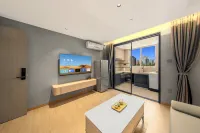 Yijia Holiday Apartment