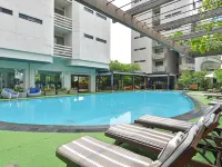Abloom Exclusive Serviced Apartments Отели рядом с достопримечательностью «Станция BTS Ари»