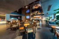 Huangteng Zhumeng Hotel