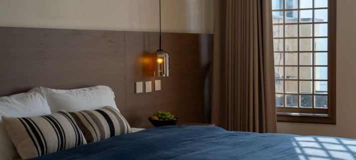 BAOHE Hotel· A Lakeside Private Hot Spring Retreat Hotels in Hongya
