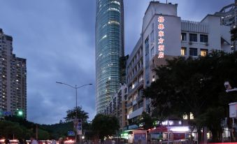 GreenTree Eastern Hotel(Shenzhen Jingtian Metro Station Store)