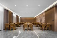 Xingyuan Hotel (Fangcheng County Wufu Avenue)
