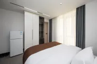 Fuzhou Changying Hotel (Yantaishan Financial Street Wanda)