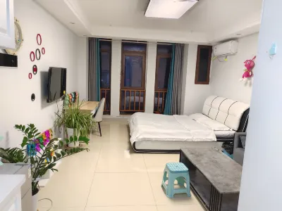 Rainbow Apartment Hotels near Huangjinge Park