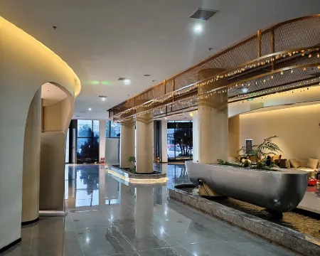 Tongqiu Four Seasons Hot Spring Holiday Hotel Hotels in Fugou