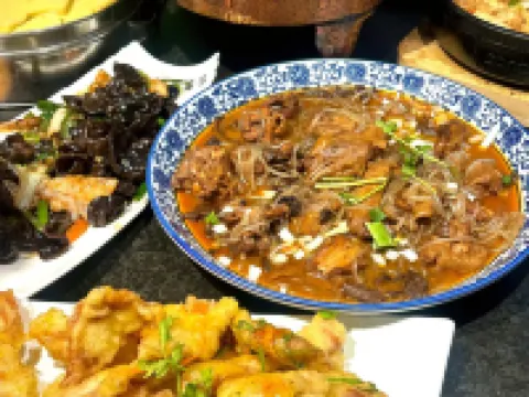 Xuegu bingxuezhiyuekezhan Hotels in Wuchang