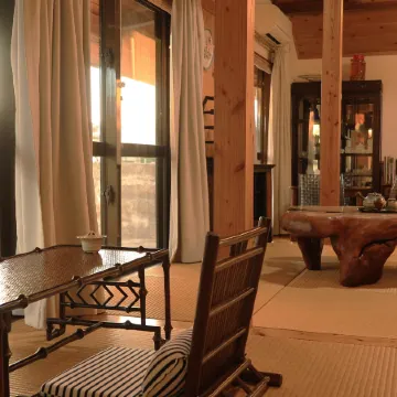 64 years traditianal okinawa house YuSuiJu in village