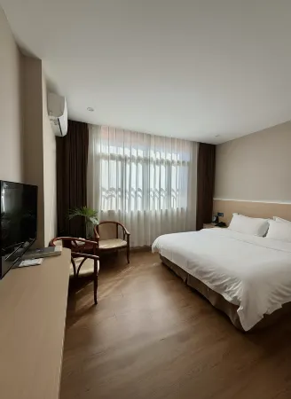 Jia Fu Hotel Отели рядом с достопримечательностью «Jiangjunshan Park (East Gate)»