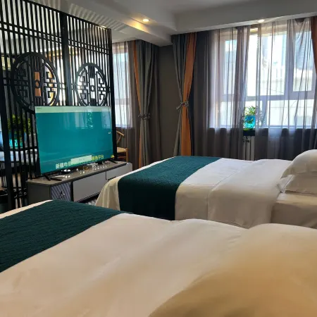 Urumqi Jiujia Business Hotel