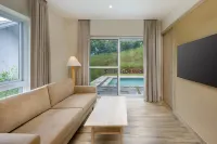 Himalayan Hideaway Resort Pokhara, The Centara Collection