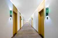 GreenTree Inn(Wuxue Kanjiang Avenue) Hotels in Wuxue