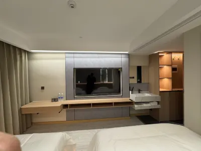 Tailai Pengyue Hotel Hotels near Taihu Lake (West Gate)