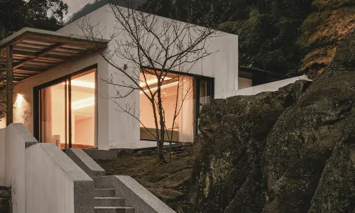 峨眉山庵嵐溪泉民宿