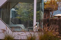 Luxcreek Space Pod | Enjoy Snow Mountain Sunrise View · Private Hot Spring · Vacation Homestay