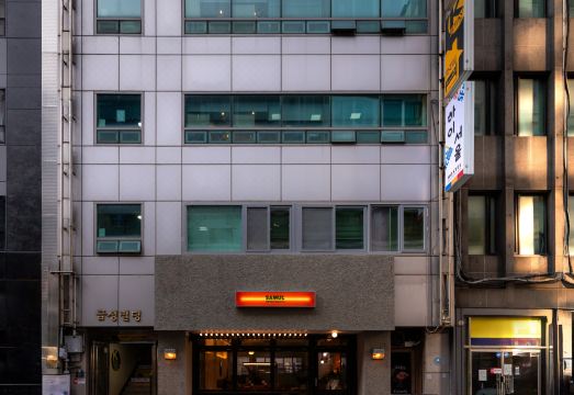 2. 하이서울 호스텔..