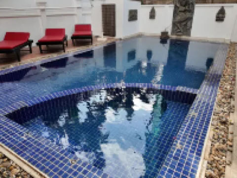 Champey Villa Hotels near Angkor National Museum