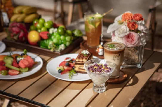 Borrman International Hotel (Anning Wuyue Plaza)