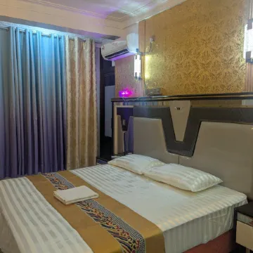 Ontrack Travel Отели рядом с достопримечательностью «Grand Friday Mosque»