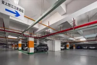 愛上怒江·江景酒店（瀘水六庫怒江西岸店） - 停車場