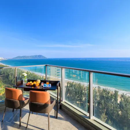 Lingshui Lanyu Hotel (Qingshui Bay Tourist Area)