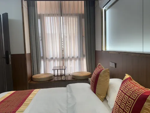 Bulian Lao Zhaiwang Homestay (Lancang Jingmai Mountain Manggen)