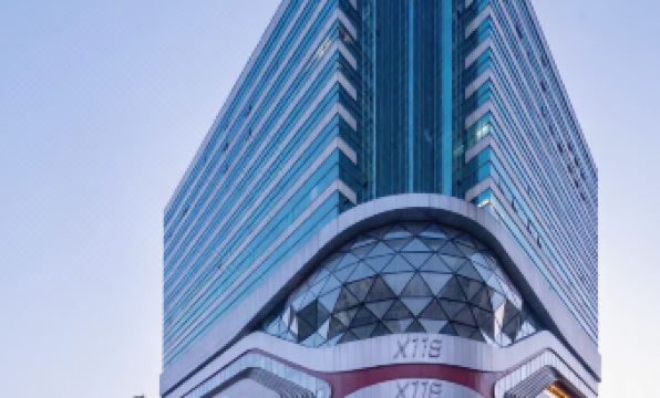 Dorsett Wuhan (walking street)