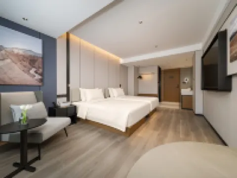 Atour Hotel, Zhongshanba Station, Yongqing Fang, Guangzhou Hotels near Longjin West Road