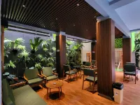 Hebe Hotel, Hostel & Hospitality Network ボゴールのホテル