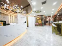 Riverfront Youth Hostel Hotels in Changshou Road Commercial Area