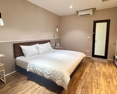 Phoenix Minh Chau Hotel Hotels in Van Don