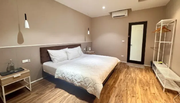 Phoenix Minh Chau Hotel