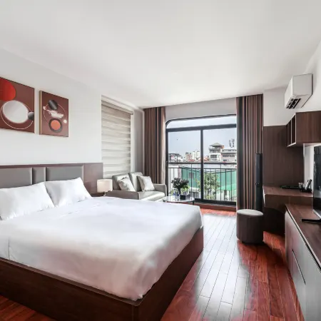 Luxe Paradise Suites Doi Can Отели рядом с достопримечательностью «Донгда»