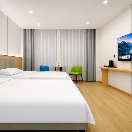 Zhaolanju Holiday Hotel