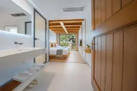 Shanyejie·Garden Resort Panorama Hotel (Liping Zhaoxing Dong Village Observation Deck Branch)