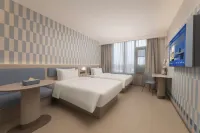 Hanting Hotel（Yangzhou Guazhou Town Branch）
