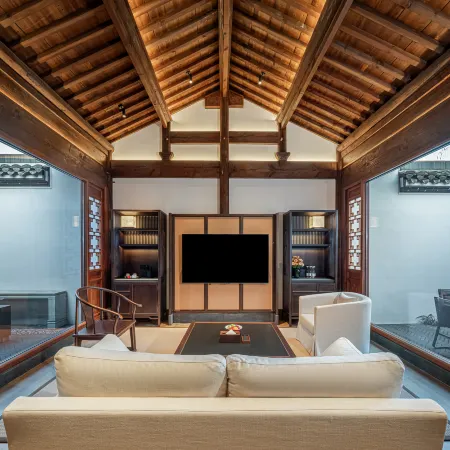Hefei Lujiang Chunian Cultural Resort Hotel
