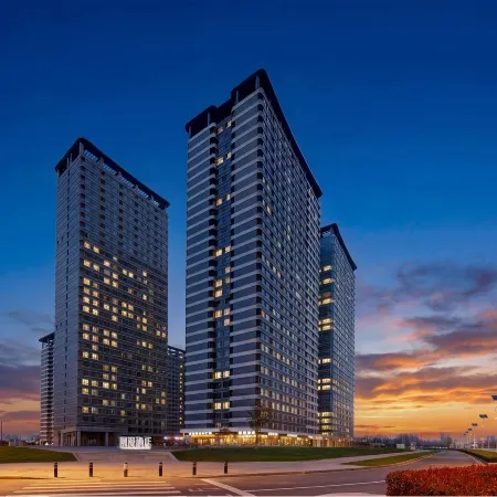 Chaoman Hotel (Mixue Ice Cream & Tea Headquarters, Zhengzhou East High-Speed Railway Station)
