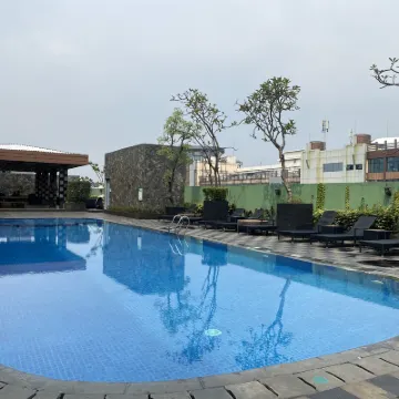 โรงแรมวิซ ไพรม โรงแรมเกลาปากาดิง โรงแรมใกล้เลคไซด์ เคมายอราน