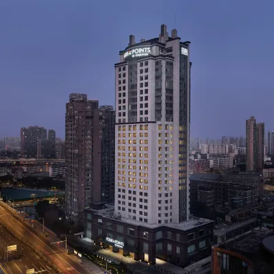 Four Points by Sheraton Wuxi Liangxi Hotels near Wuxi Train Station