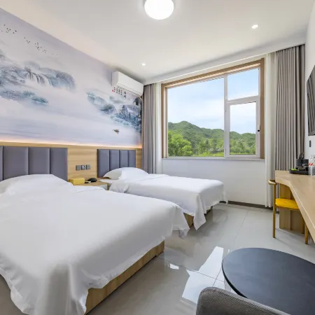 Pingcheng Hotel (Taihang Water Town Yishui Lake)