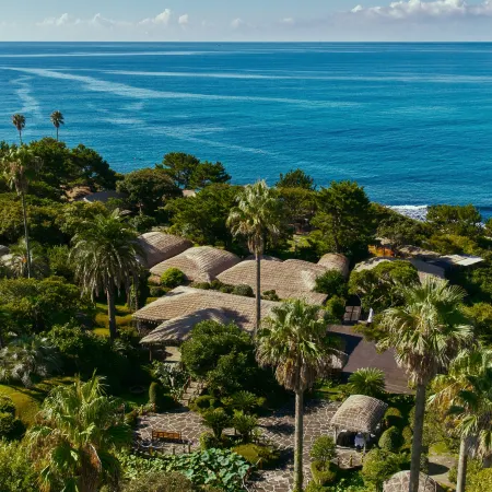 The Seaes Hotel & Resort Отели рядом с достопримечательностью «Цифровой тематический парк Play K-Pop»